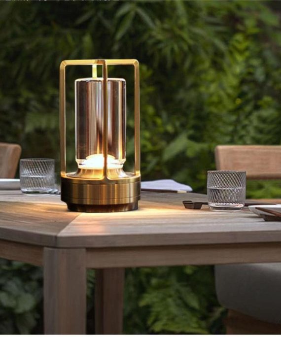 Portable Metal Table Lamp for Indoor/Outdoor ,Rechargeable Cordless LED Lamp, 3-Colour Infinitely Dimming Battery Powered Small Desk Lamp, Restaurant/Bedroom/Bar/Coffee Shop/Camping Light (Gold)